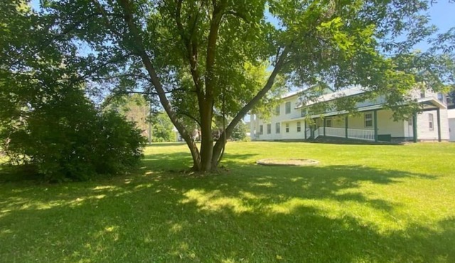 Spencer Village Colonial 4