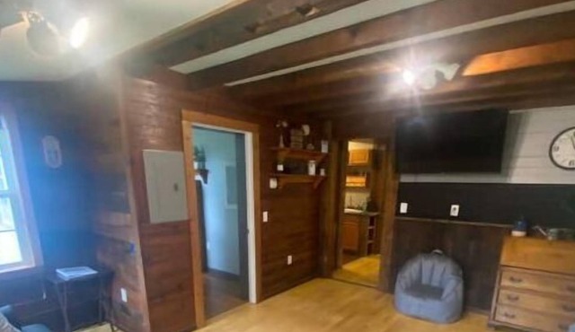 Spencer Village Colonial 5