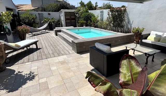 Spend a family vacation 2 steps from the beach, detached house + pool