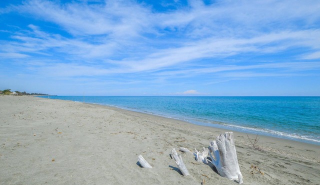 Spend a relaxing in this beautiful vacation home with private pool and jacuzzi near the beach.