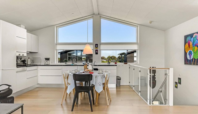 Spend a wonderful vacation in this vacation home with good facilities in a beautiful location.