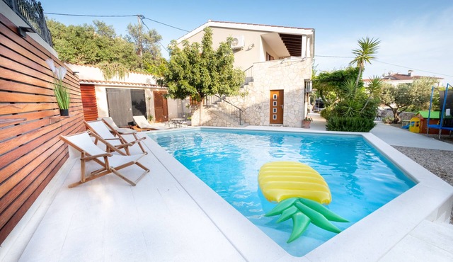 Spend amazing holidays with family, kids and friends in Villa Verandah ! ! !