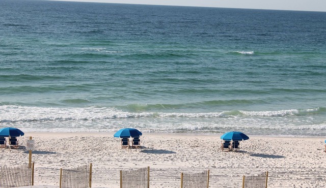 Spend holiday time at the beach! Great rates and a beautiful beach