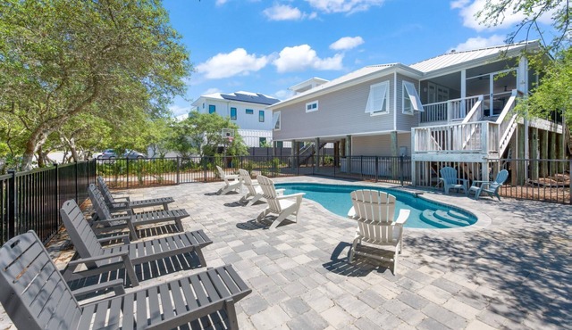 Spend Spring Break with Us! Fair Dinkum - Private Pool! Steps to Beach!
