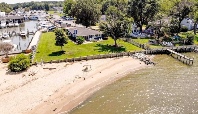 Spend the Holidays on the Bay at One-Level House with Private Beach Access & Panoramic Bridge Views