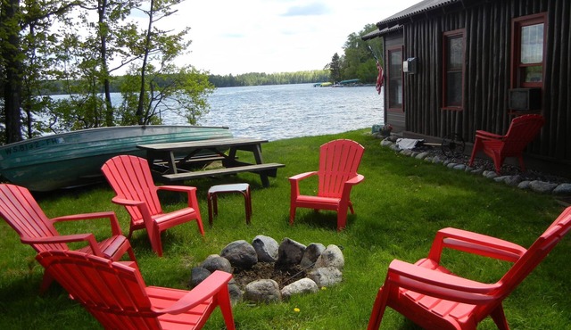 Spend your Vacation Sleeping right on the shore of Beautiful Star Lake!