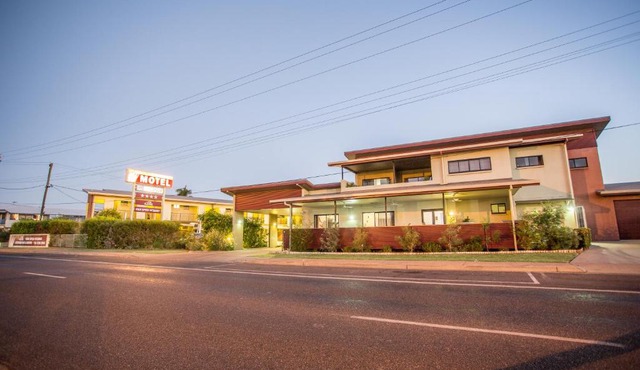 Spinifex Motel and Serviced Apartments