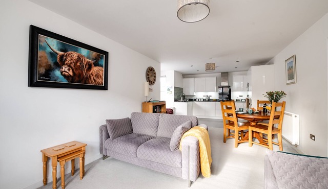 'Spire View' New Forest Holiday Home - 3 minutes walk to the open forest