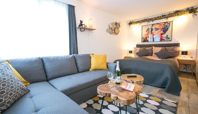 Spirit Apartments - Studio 1 und 2 - Küche - Parkplatz