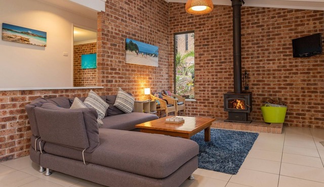 Splash @ Elizabeth Beach