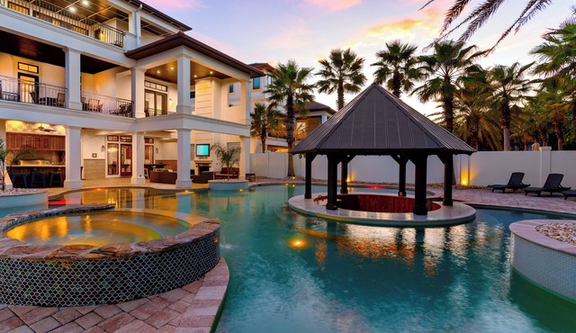Splash — Largest Private Resort-Style Pool in Destin