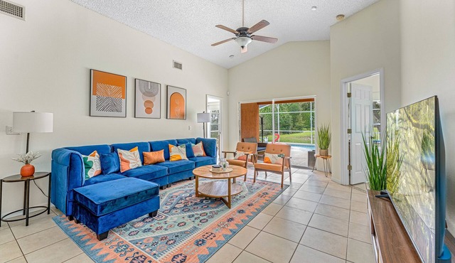 Splash Retreat: Near Disney Parks! Heated pool option!