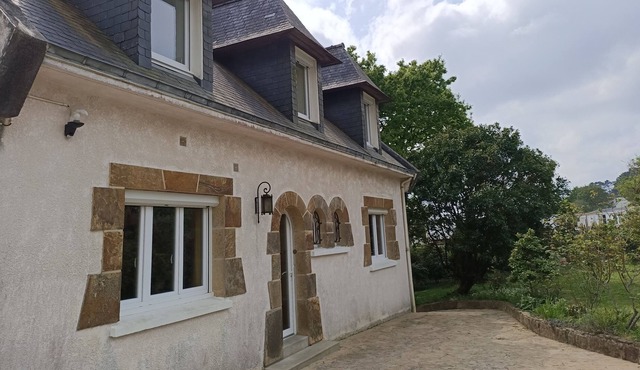 Splendid Neobretonne with sea view