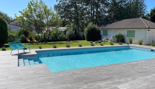 Splendid Villa Stella-Plage heated pool