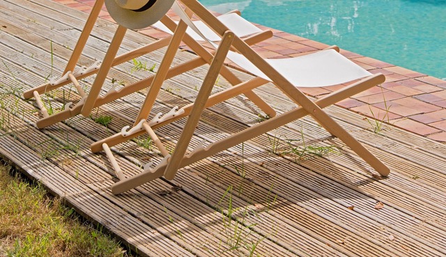 Splendide Bâtisse Avec Piscine au Cœur des Vignes