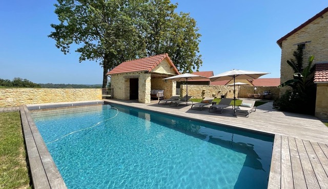 Splendide Maison Climatisée en Périgord Noir-piscine Privée