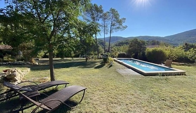 Splendide villa 10p./4 suites/piscine/clim/paysage