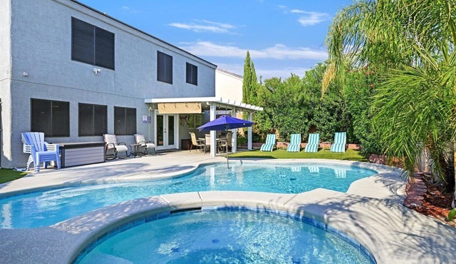 Splish Splash in Your Desert Oasis.Pool table & TVs throughout. Pool & Spa