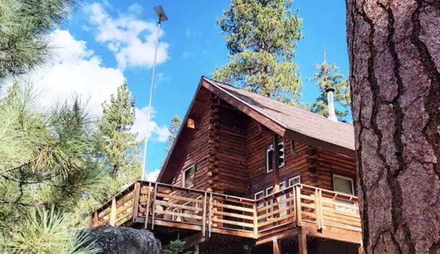 SplitRock Cabin, Ponderosa California. A Log Cabin Paradise!
