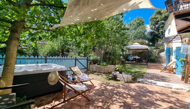 Spod Korit - Brgudac, Opatija with hot tub and free parking