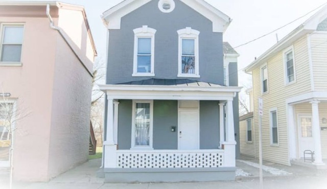 SpookyNook Duplex Home- Hamilton, Miami University