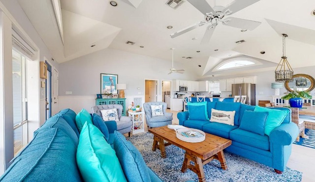 Spoonbill Manor