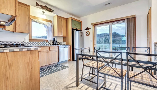 Sportsman Paradise- Columbia Riverside w/dock