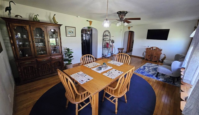 Sportsman’s Hideaway- Cozy 3 bedroom home less than 2 miles from Bass Lake!