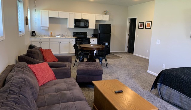 Sportsmen's Lodge by Sodus Bay