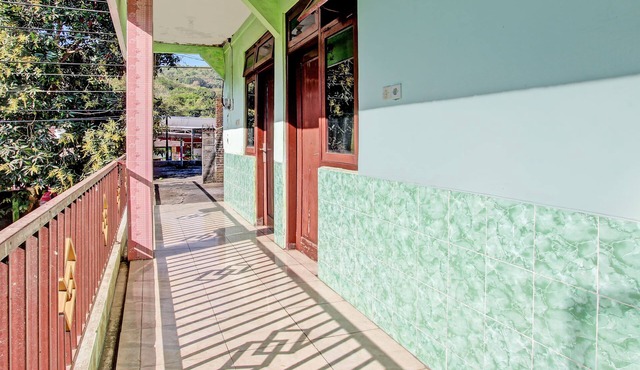 SPOT ON 93029 Pondok Wisata Sabar Menanti 2