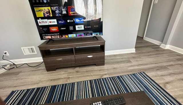 Spotless 2 Bedroom Suite in Winnipeg