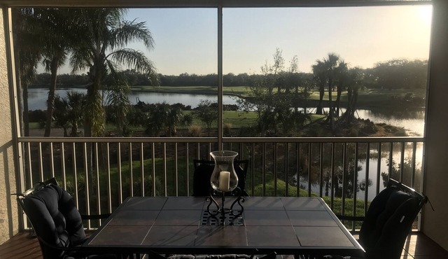 Spotless 2nd Flr., 2 Bdrm Luxury Condo with Spectacular Golf & Lake Views
