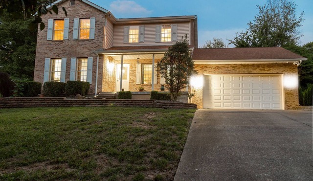 Spotless home minutes from everything good Cape Girardeau has to offer