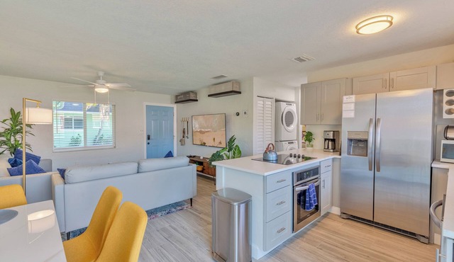 Spotlessly Clean Comfy King Beds 1 Mile To Honeymoon Island Quiet Locale