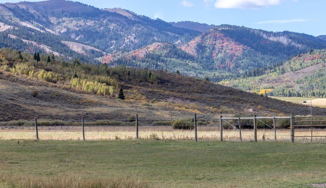 Spotted Moon Ranch - River Front - One Bedroom King Cabin