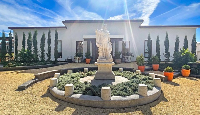 SPQR Hunter Valley - A grand Roman inspired getaway experience