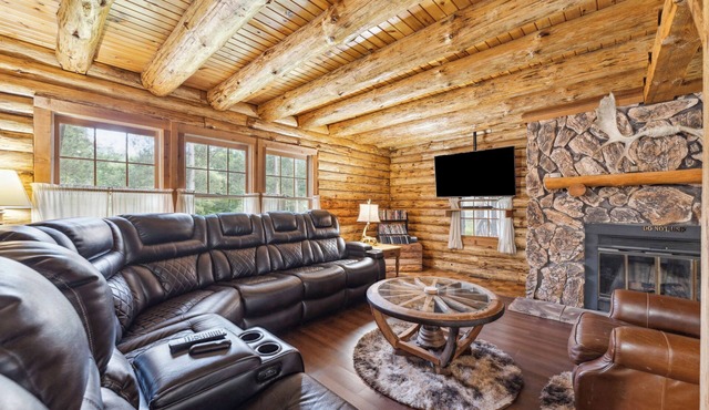 Sprawling Cabin Estate with Hot Tub and Games