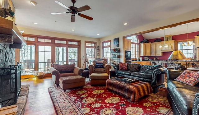Sprawling family retreat with hot tub, fireplace and mountain views
