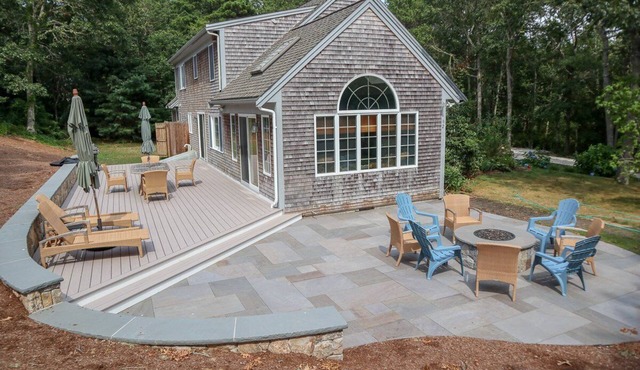 Sprawling Home With Great Outdoor Space (2288)