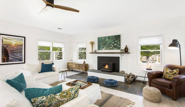 Sprawling Modern Home Minutes from Beach