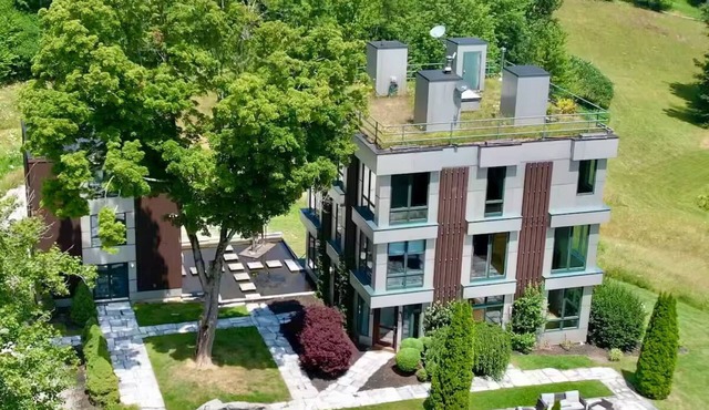 Sprawling Mountain Getaway view of Killington/Pico