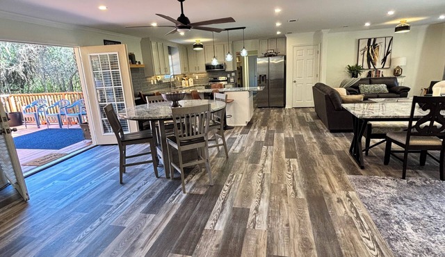Sprawling retreat perfect getaway near beach kid friendly