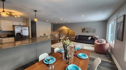 Sprawling Woodland Retreat