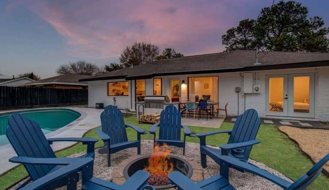 Spring Branch Paradise, 4-BD Backyard Pool Oasis