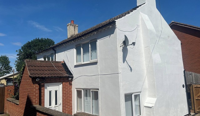 Spring cottage. Beautiful quaint period cottage in the heart of Lincolnshire.