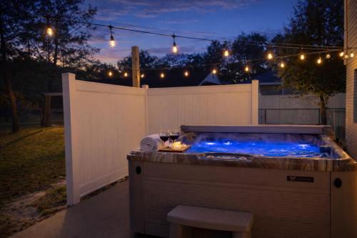Spring Deal! Hot Tub Heaven in Family Beach Escape
