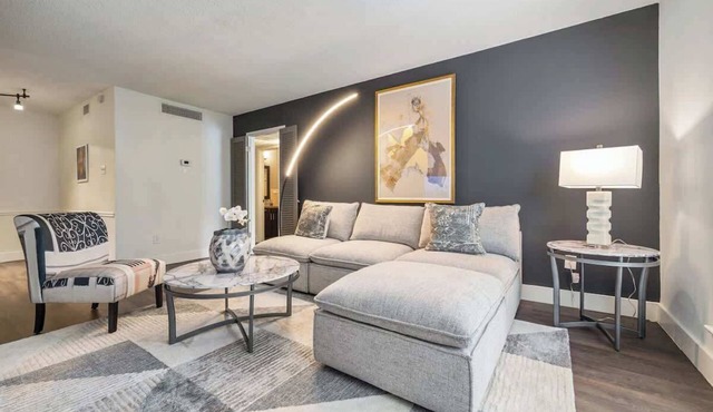 Spring Deals | Walk to Galleria | Holiday-Ready