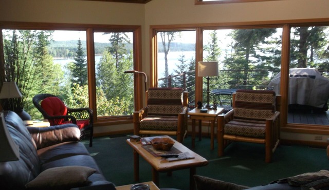 Spring-Easter Weekend and Summer Getaway on Lake Superior, Great Lake View