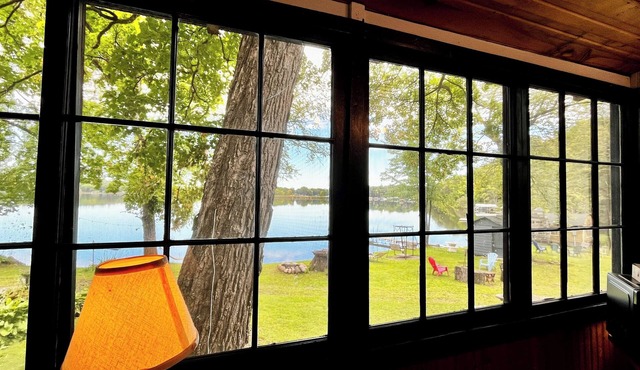 Spring-Fed Cabin w/Waterfall & Lake Access, Kayaks & Fishing - Cabin 6