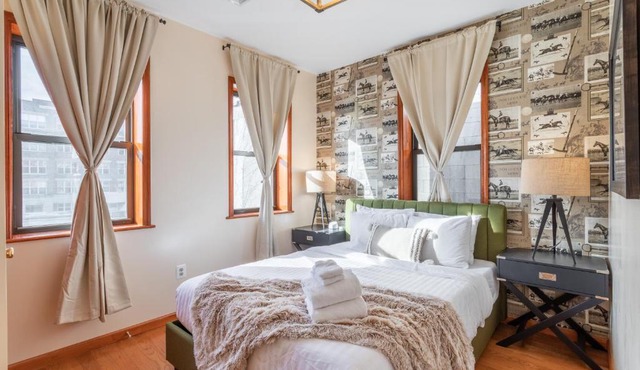 Spring Garden near Center City by Sosuite